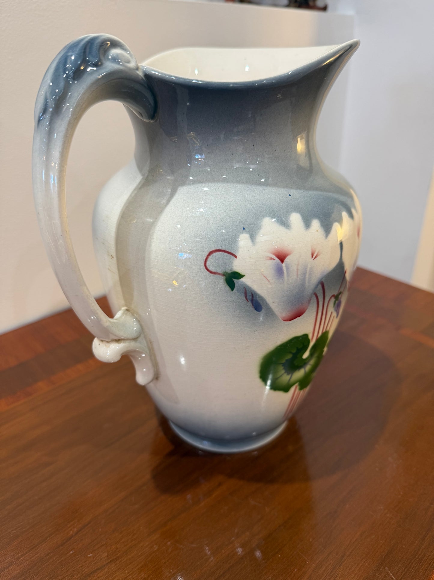 Ensemble de toilette Villeroy & Boch - Pichet et Bassine en Faïence Peinte à la Main
