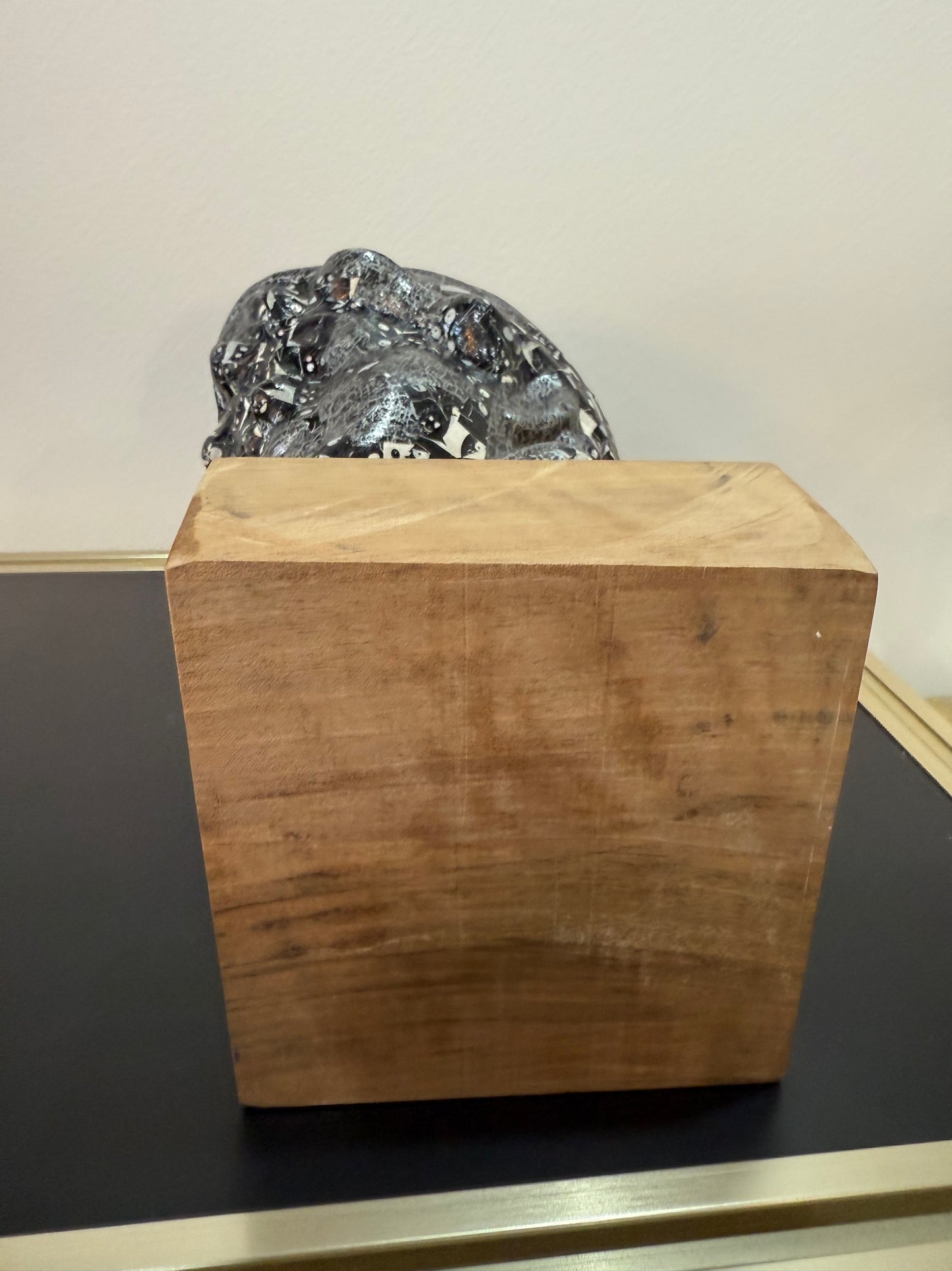 Buste en céramique, graphique motif chat noir papier coller