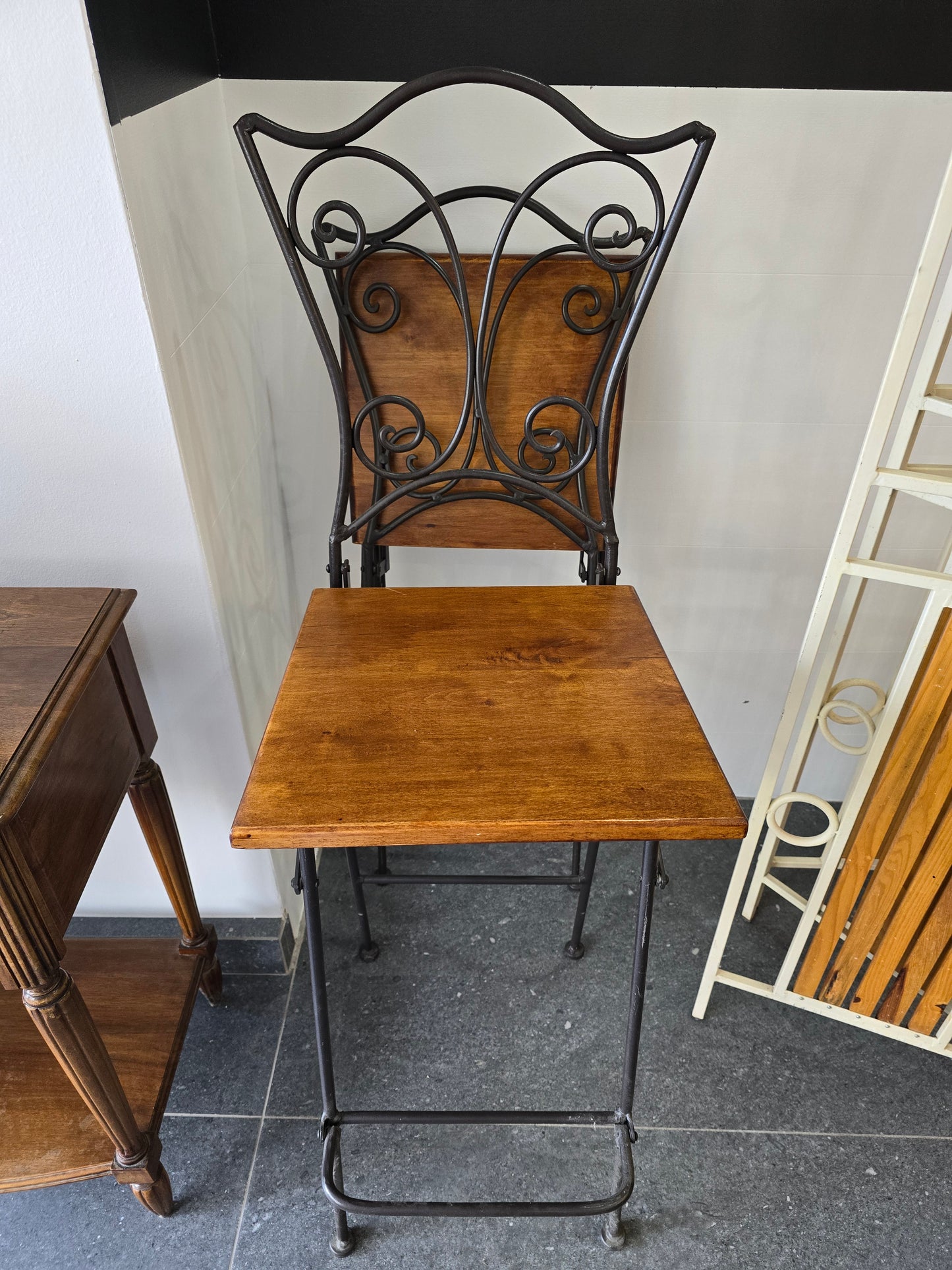 Paire chaise haute fer forgé