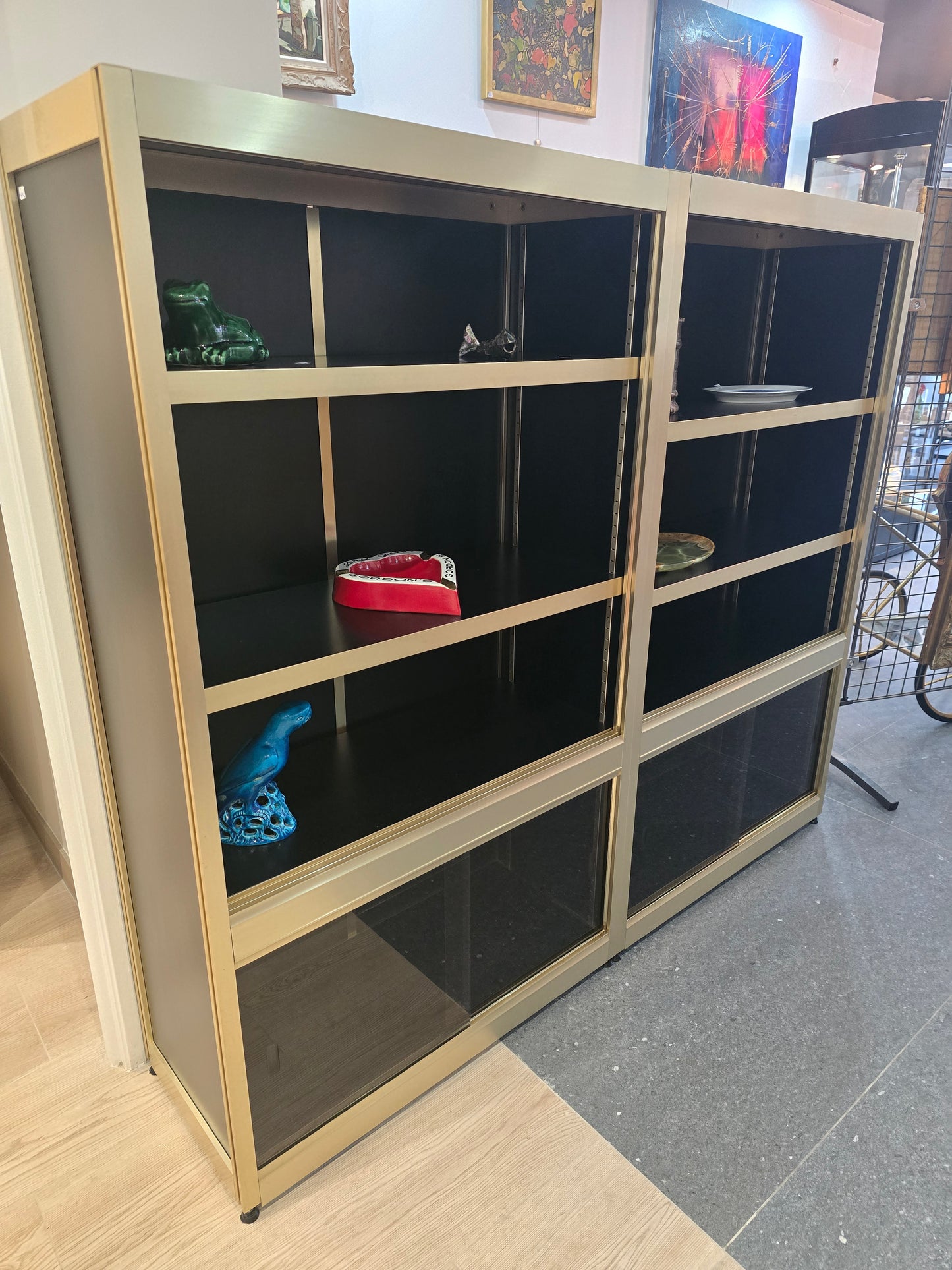Meuble design années 70 noir et or