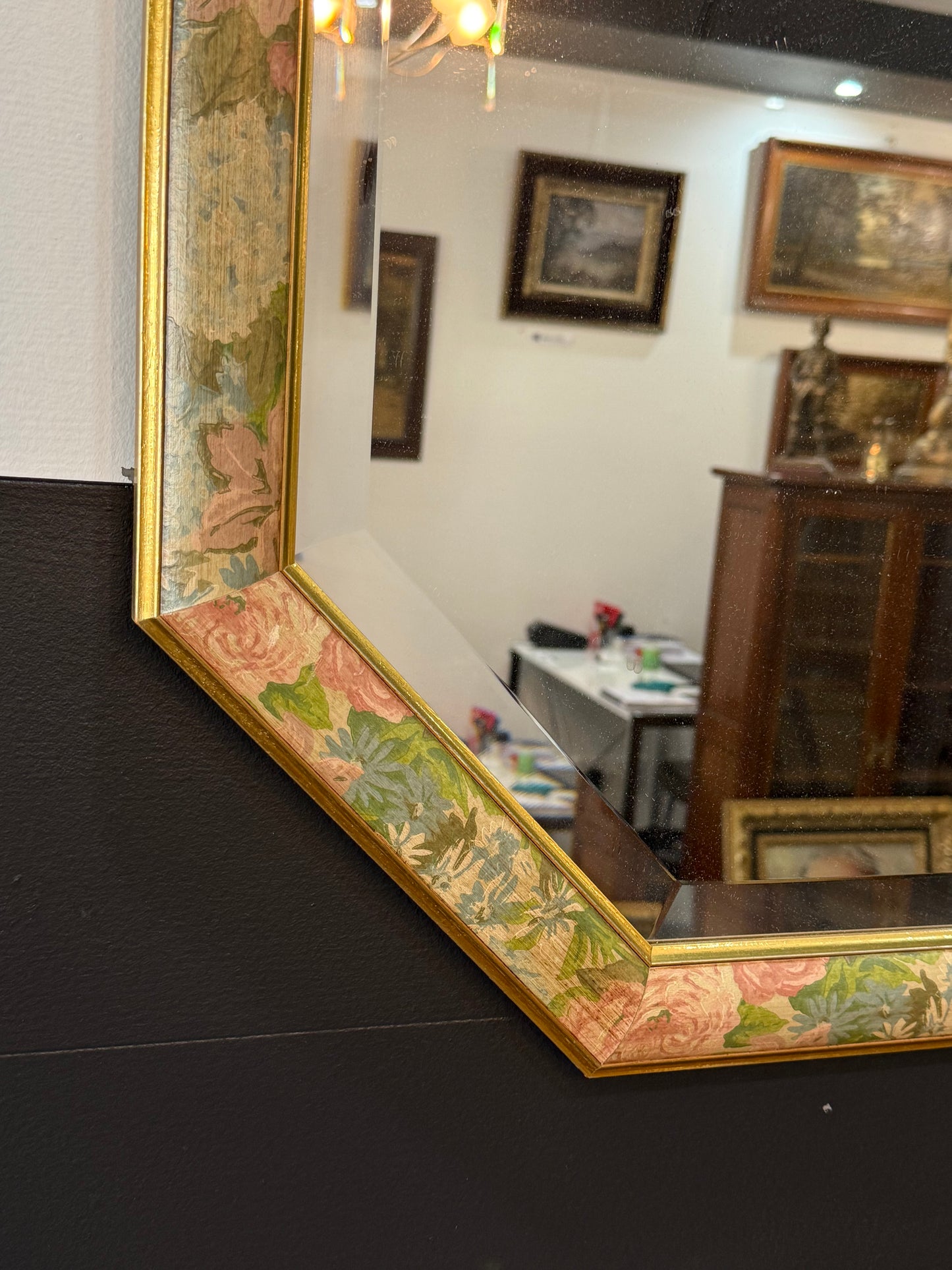 Miroir octogonal vintage à encadrement floral doré – 1989