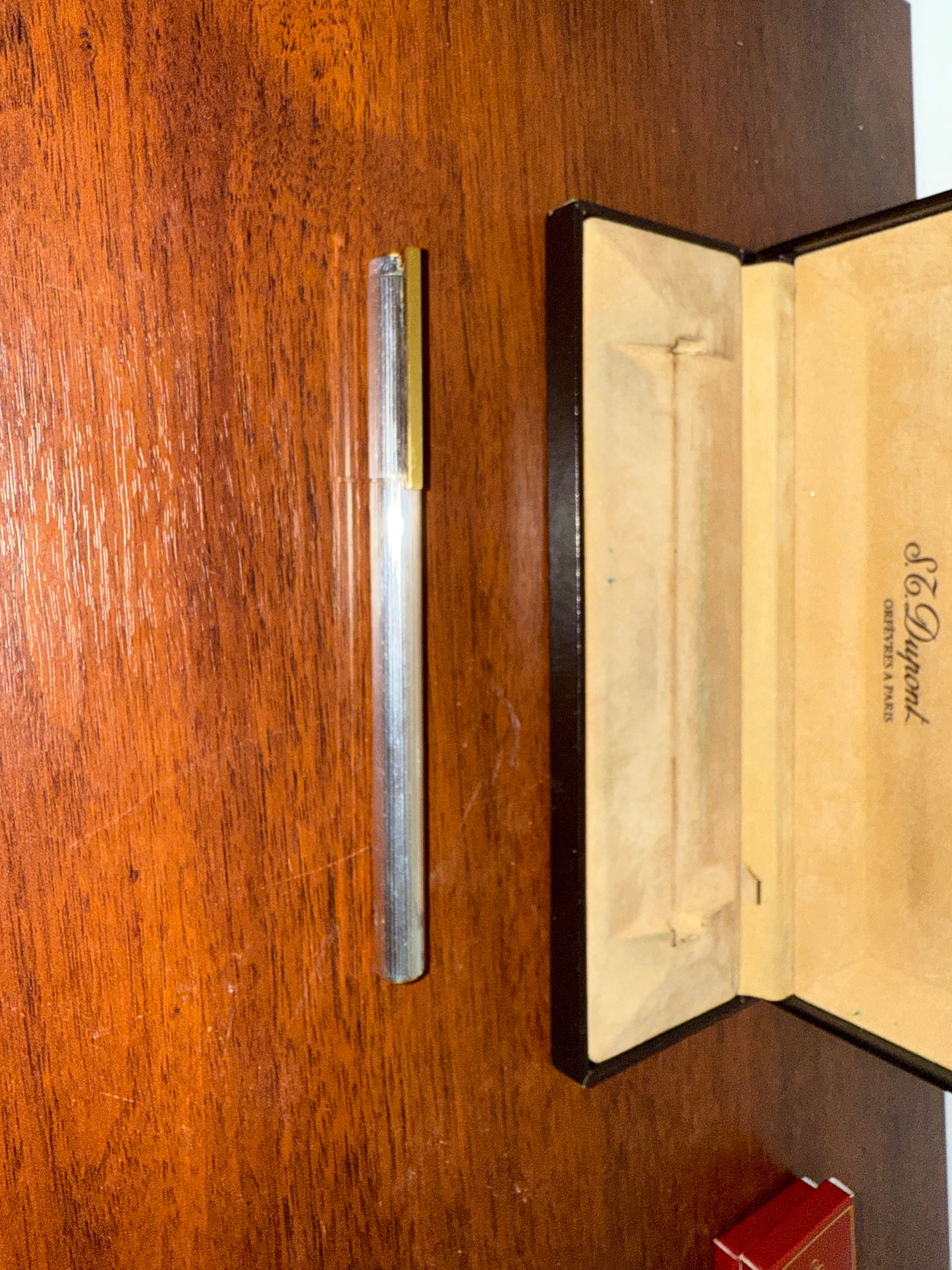 Stylo-plume S.T. Dupont en argent massif et plume or 18 carats 750