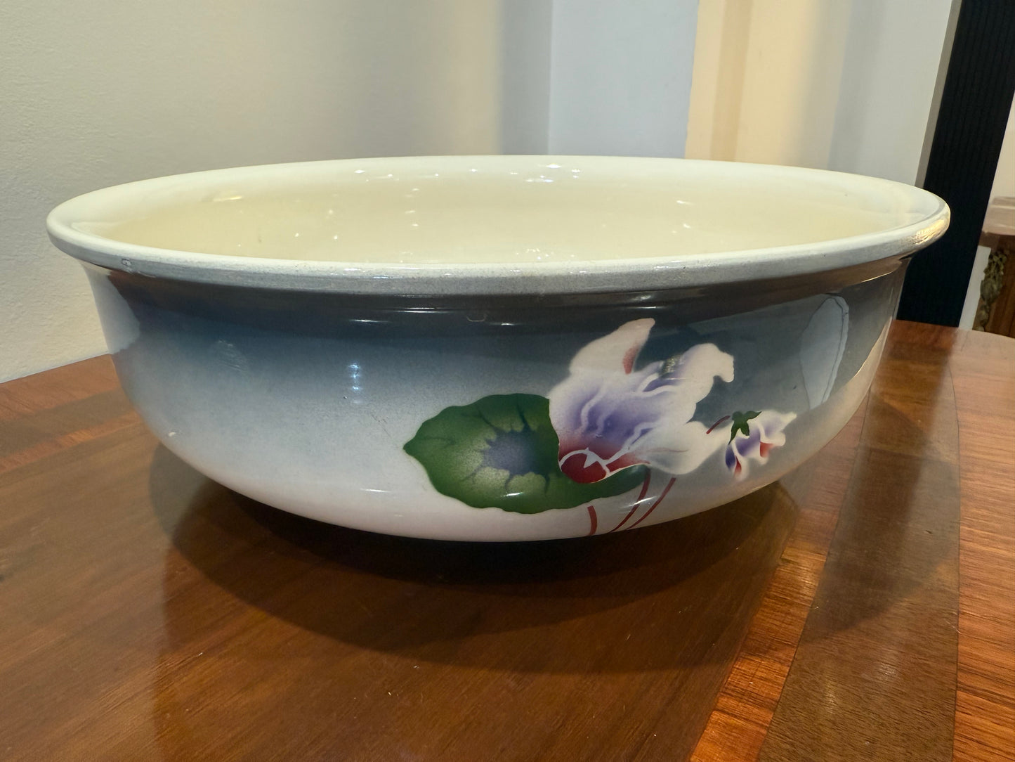 Ensemble de toilette Villeroy & Boch - Pichet et Bassine en Faïence Peinte à la Main