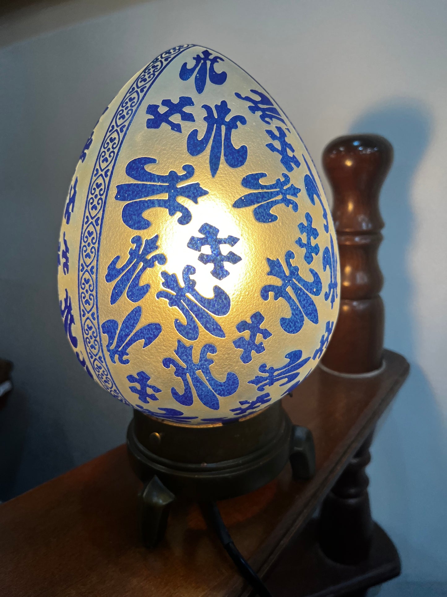 Lampe globe en verre forme œuf