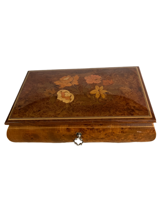 Boîte à bijoux musicale