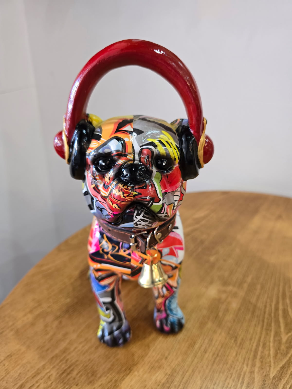 Bull dog street art