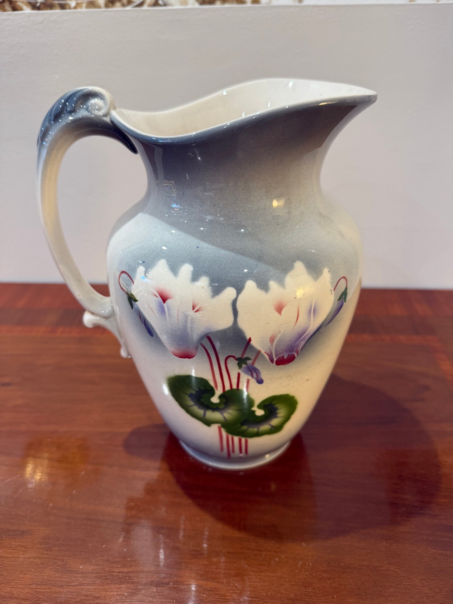 Ensemble de toilette Villeroy & Boch - Pichet et Bassine en Faïence Peinte à la Main