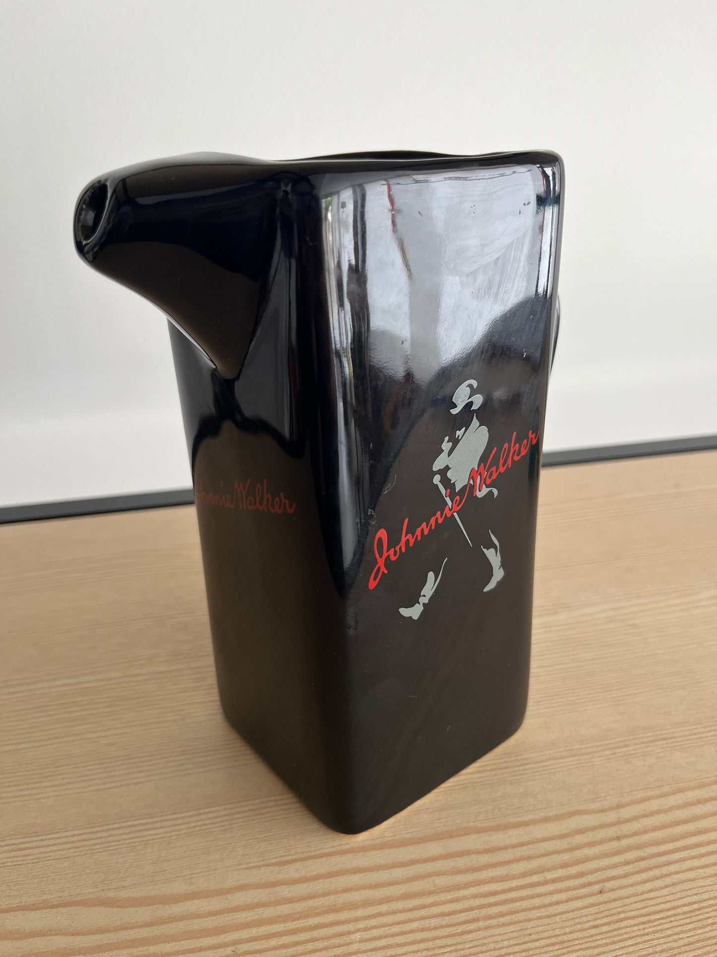 Pichet Johnny Walker vintage
