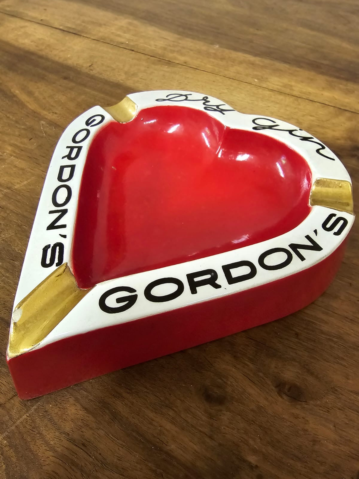 Cendrier publicitaire Dry Gin Gordon’s