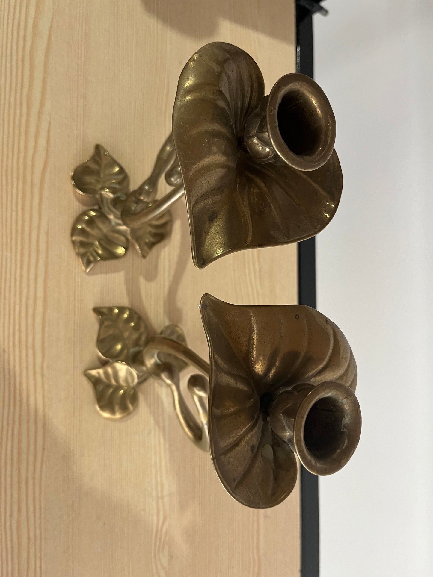 Lot 2 bougeoirs en bronze