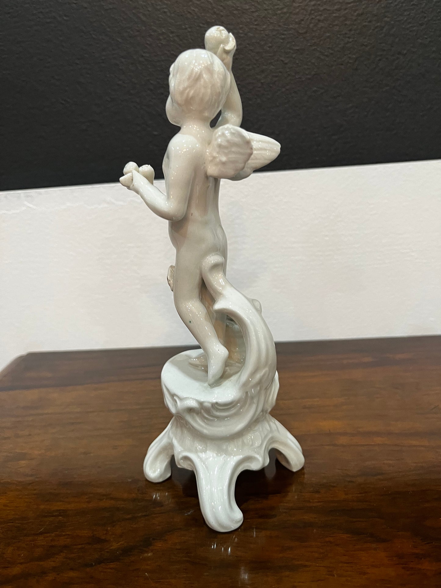Sculpture Ange vintage en porcelaine