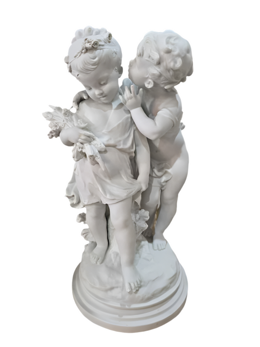 Statuette Biscuit signé Auguste Moreau