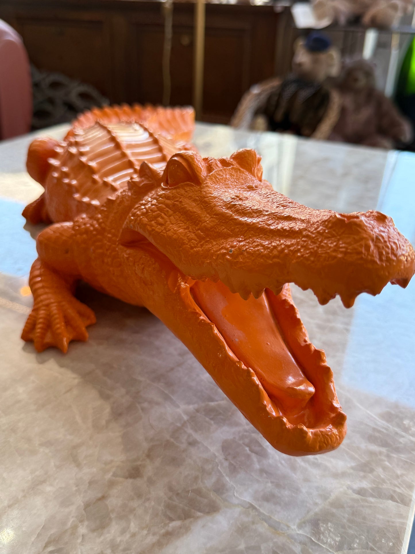 Crocodile sculpture résine - 67 cm