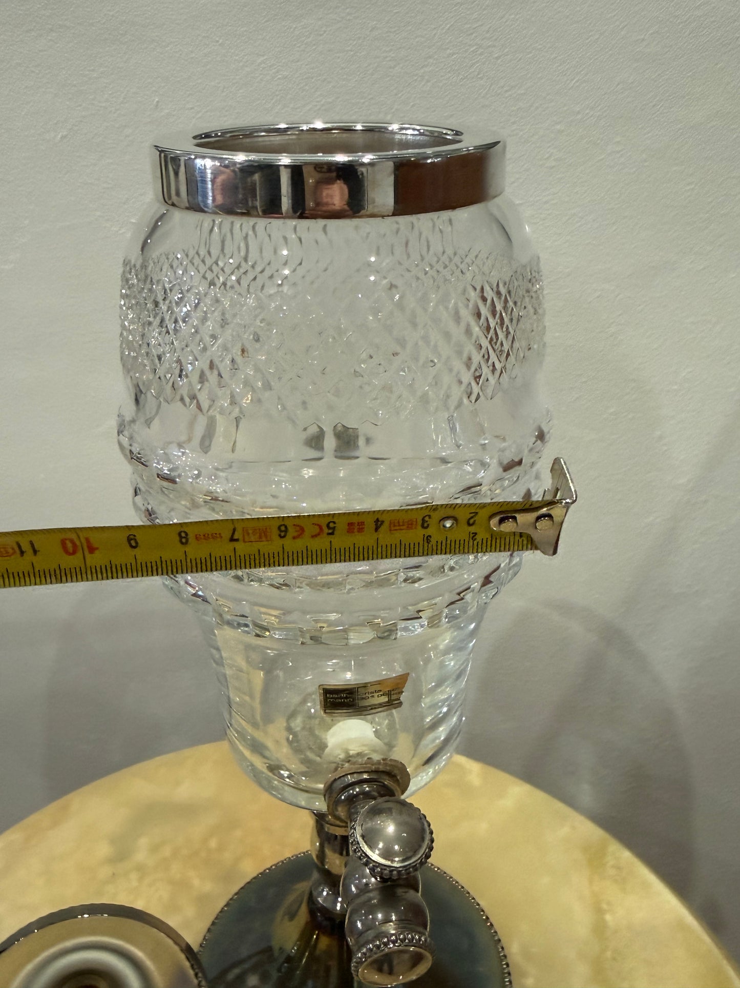 Fontaine à absinthe en cristal taillé et métal argenté – Barthmann