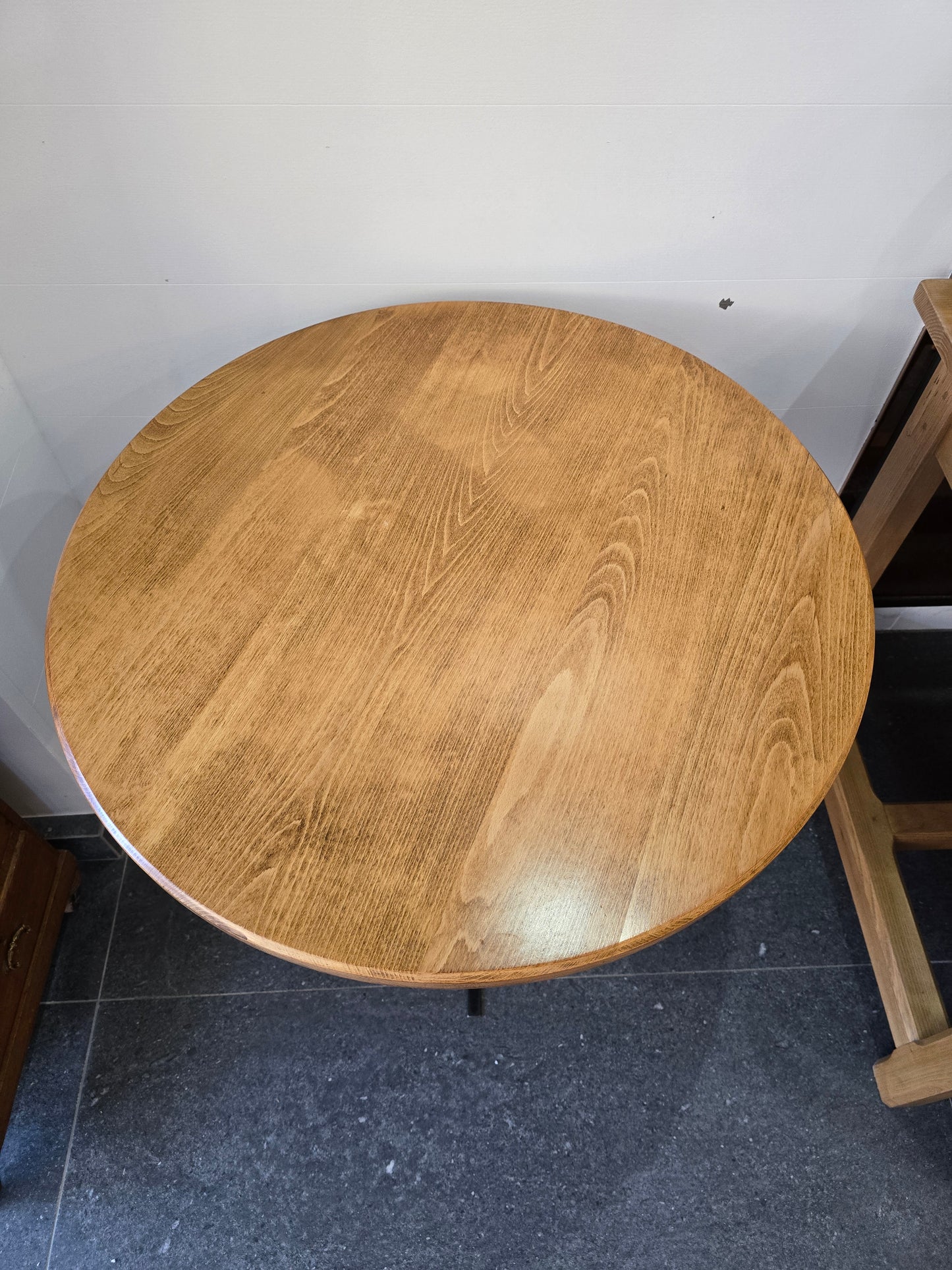 Guéridon vintage rond en bois et métal – H. 75 cm, Ø 72 cm