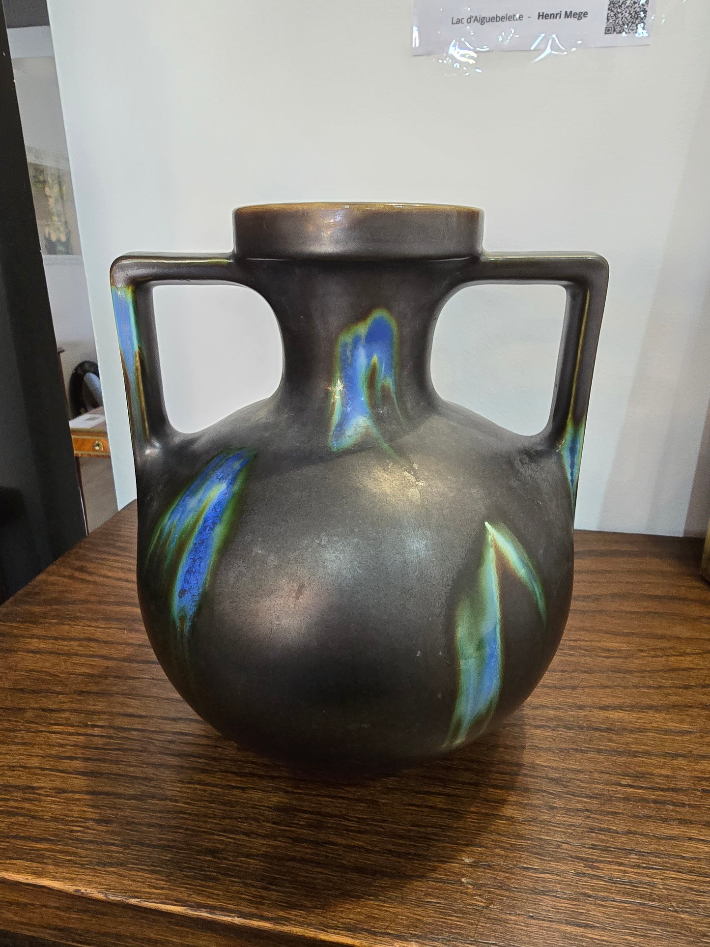 Vase en faïence a 2 anses