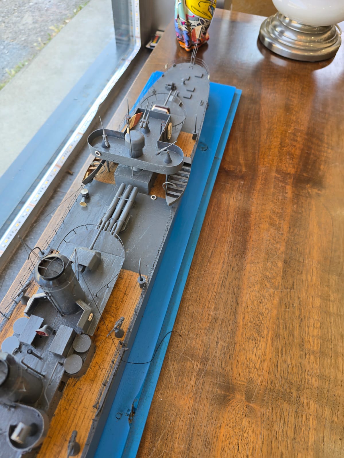 Maquette artisanale de l'anti-torpilleur français Vauquelin