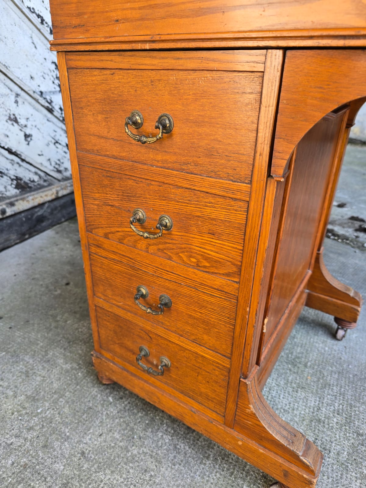 Bureau Davenport ancien en chêne