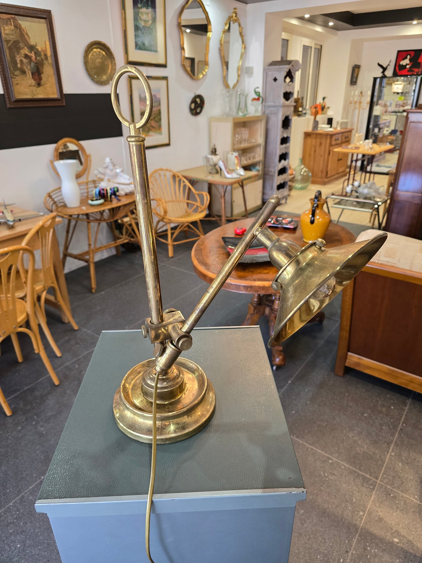 Lampe articulée en laiton ( medecin, ingénieur) Style industriel, 1950