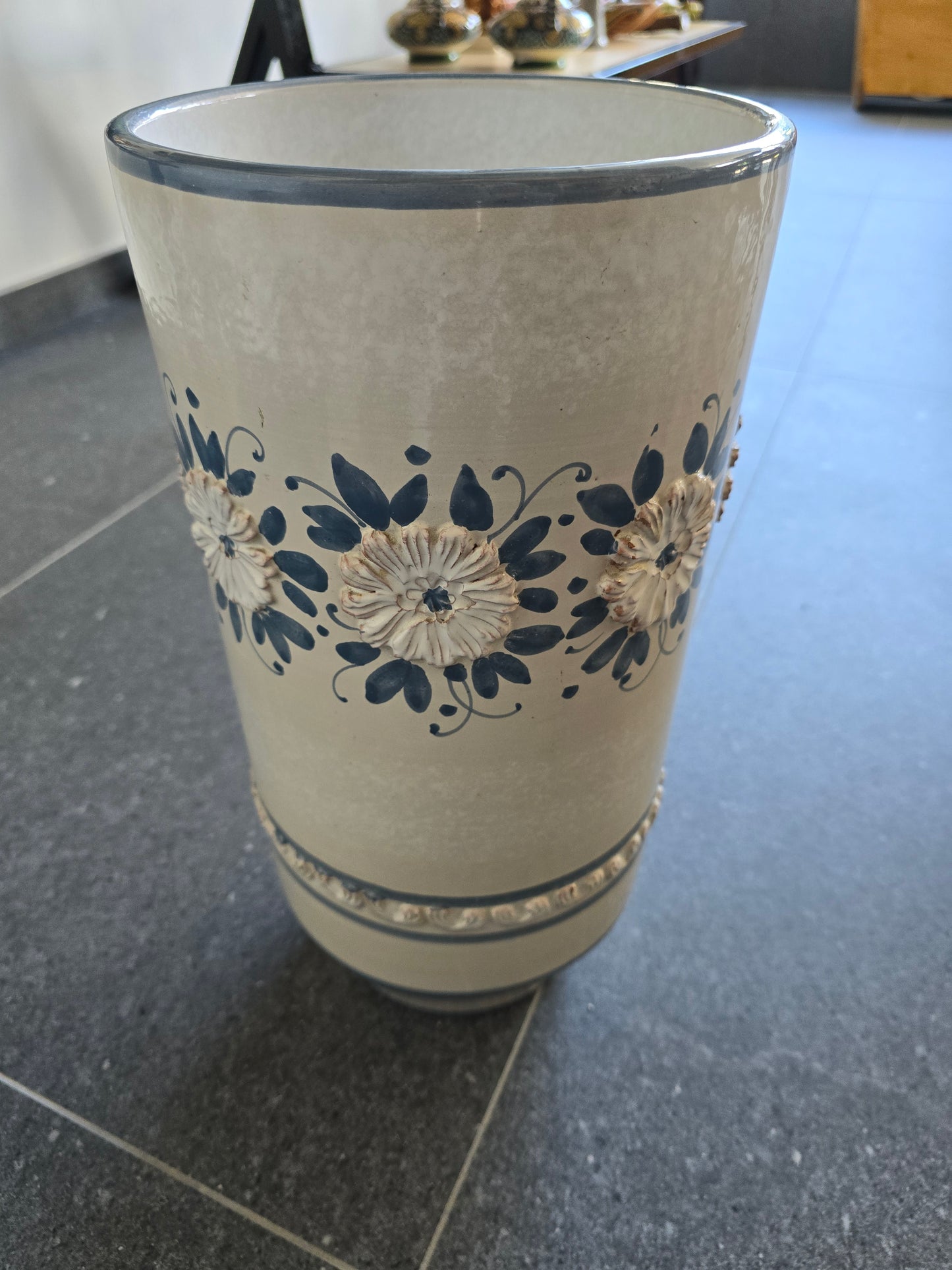 Grand pot de fleur vintage
