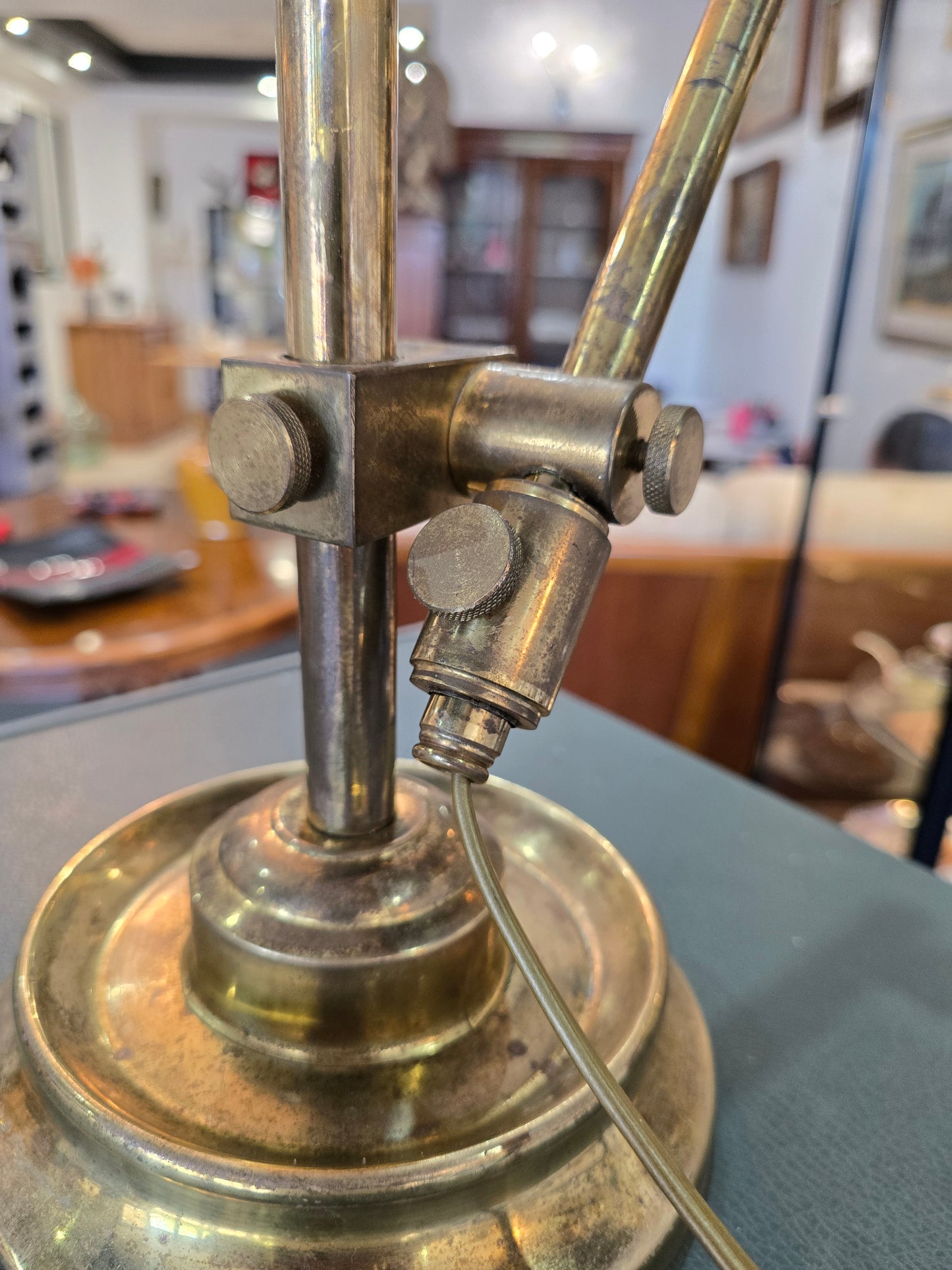 Lampe articulée en laiton ( medecin, ingénieur) Style industriel, 1950