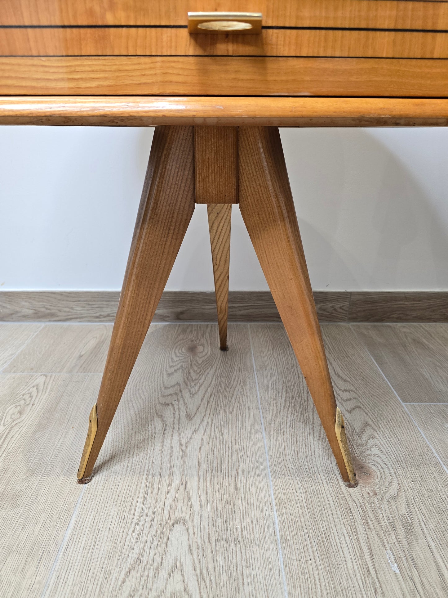 Paire de table de chevet vintage tripode