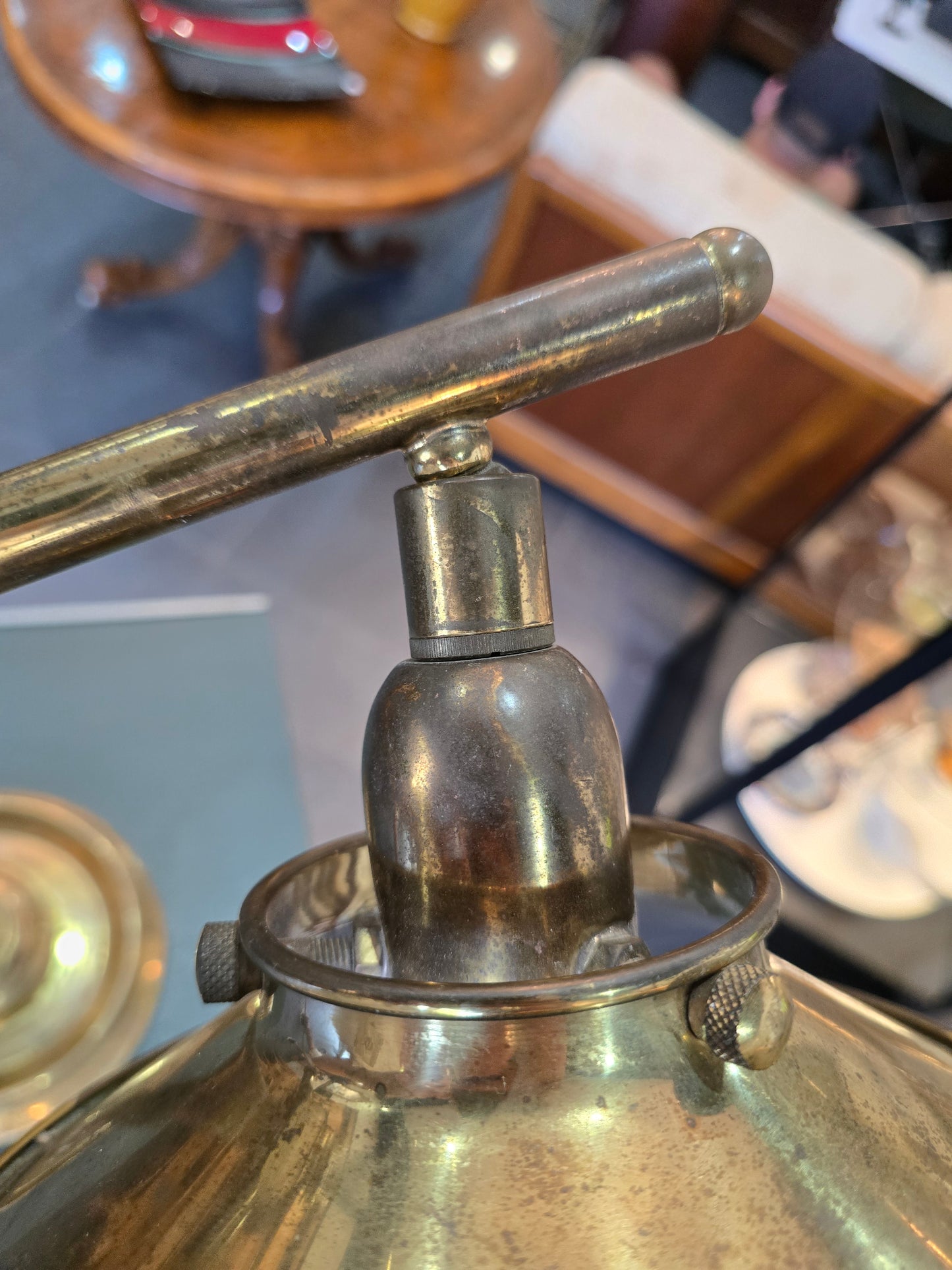 Lampe articulée en laiton ( medecin, ingénieur) Style industriel, 1950