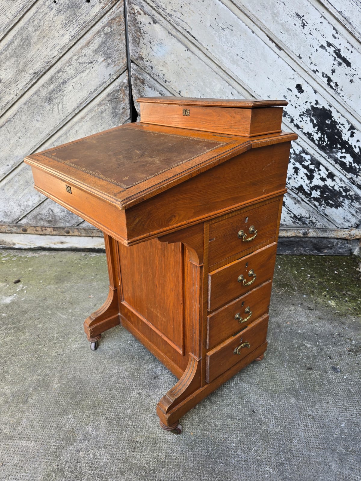 Bureau Davenport ancien en chêne