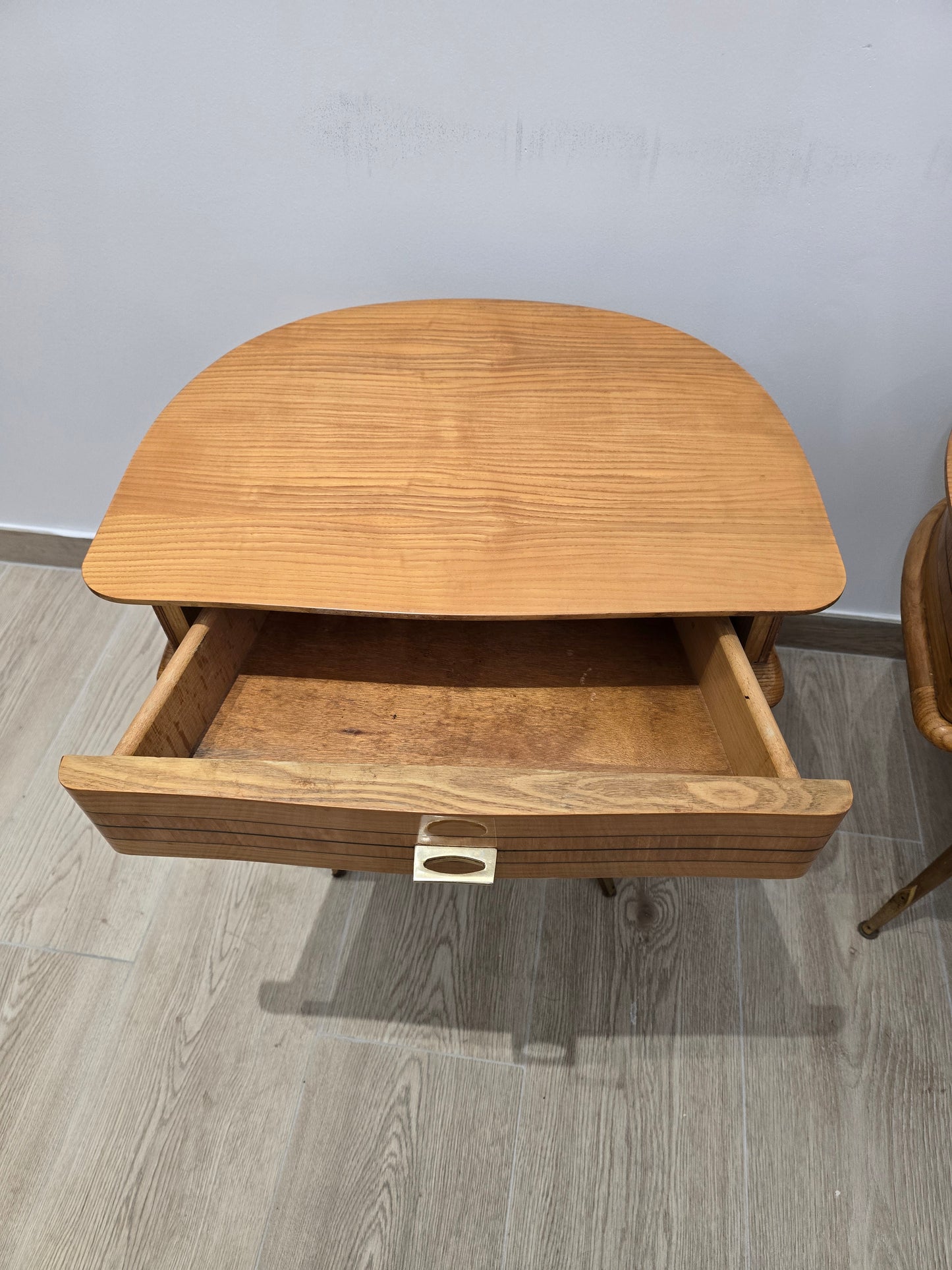 Paire de table de chevet vintage tripode