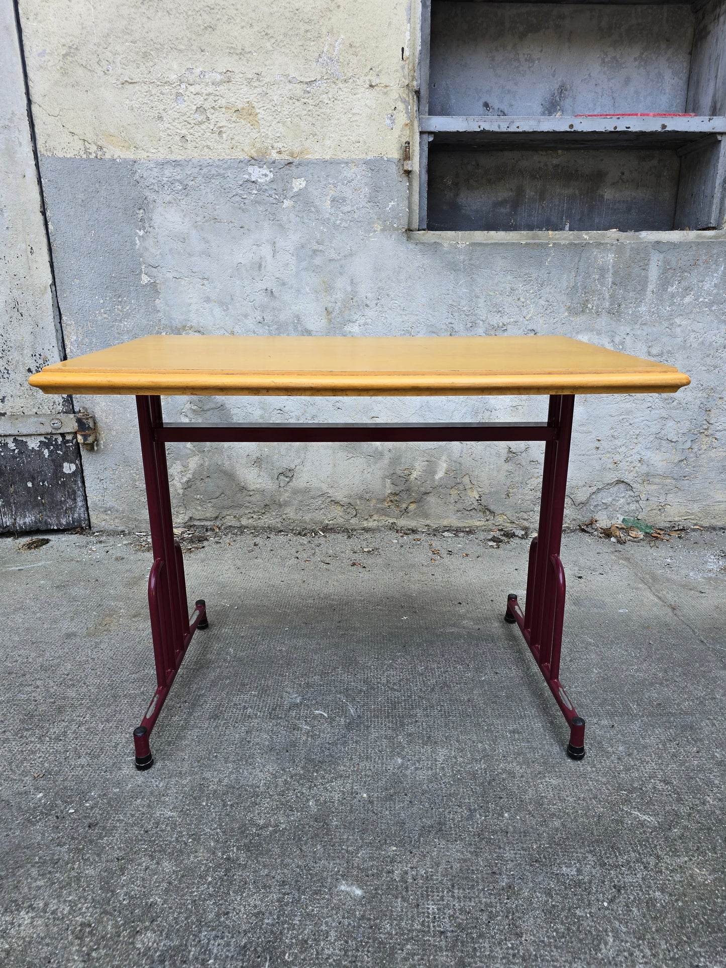 Table bistrot vintage piétement métal