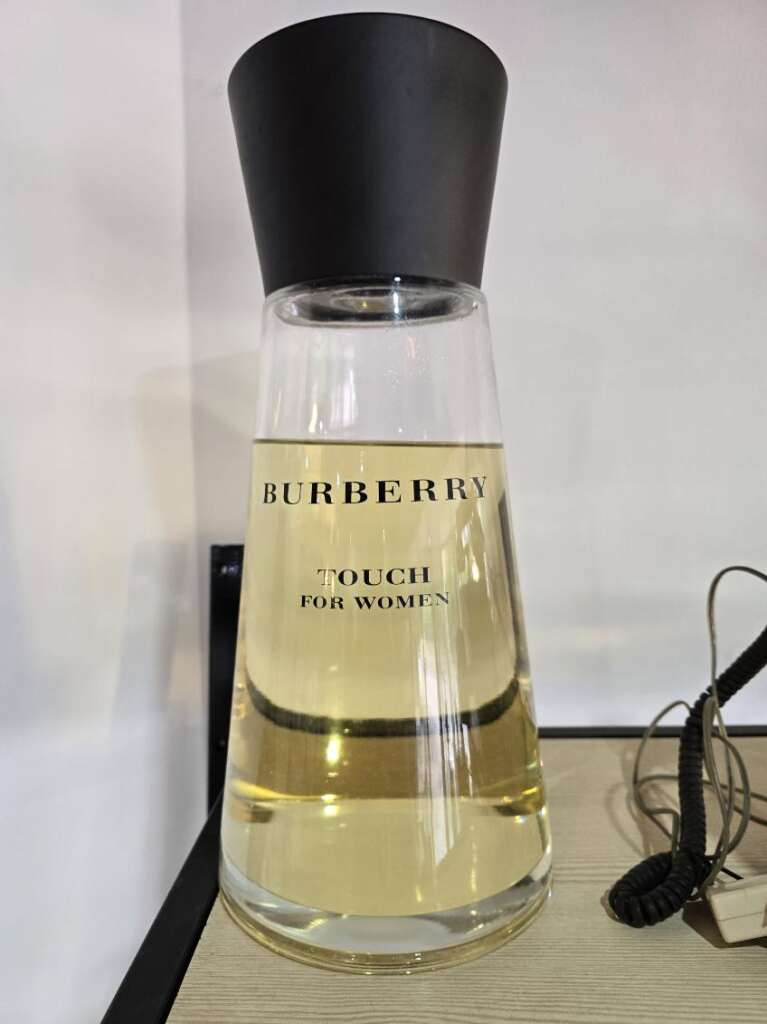 Flacon géant décoratif Burberry Touch for Women