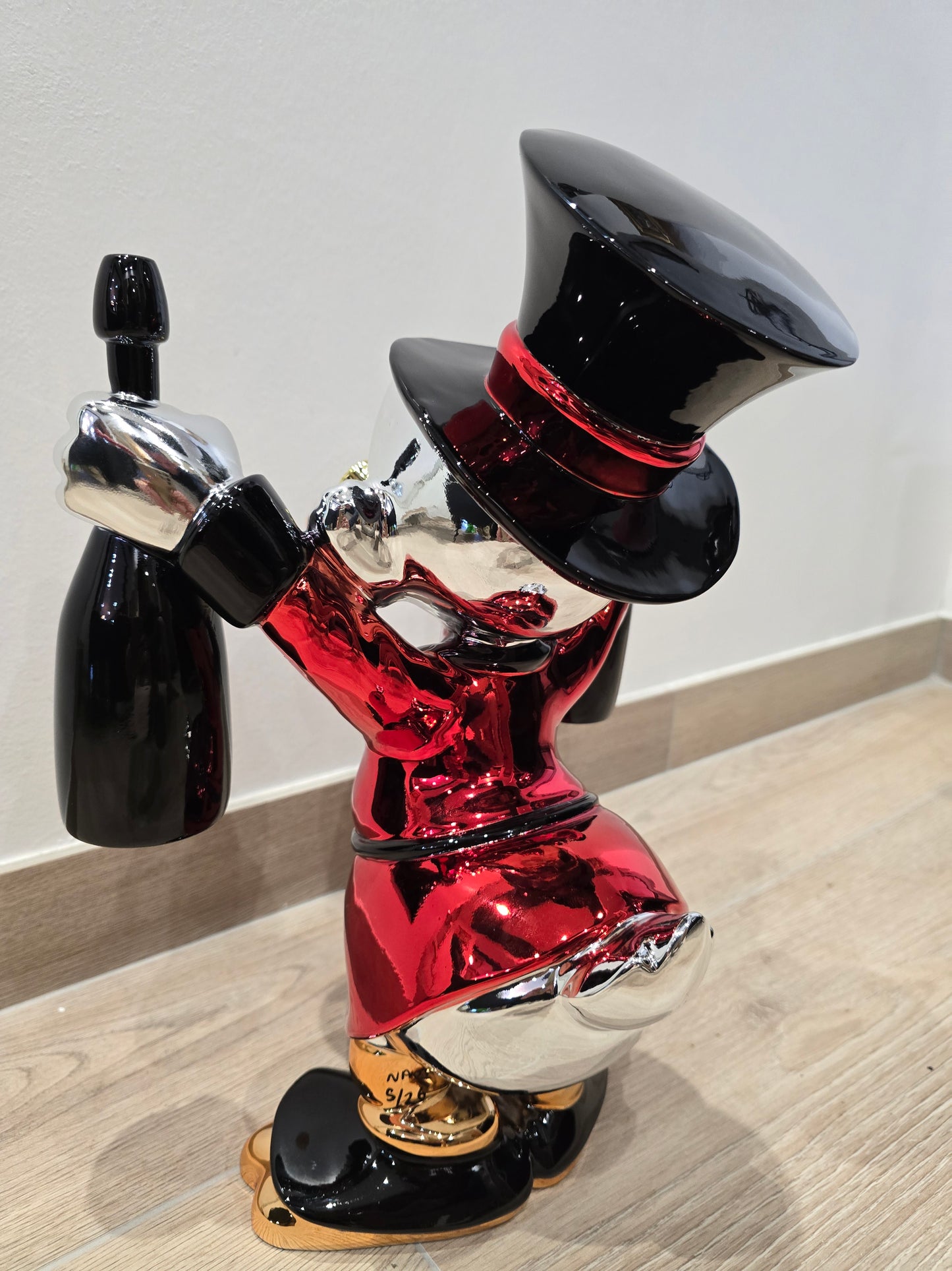 Sculpture Picsou Dom Perignon - pop art - 40 cm
