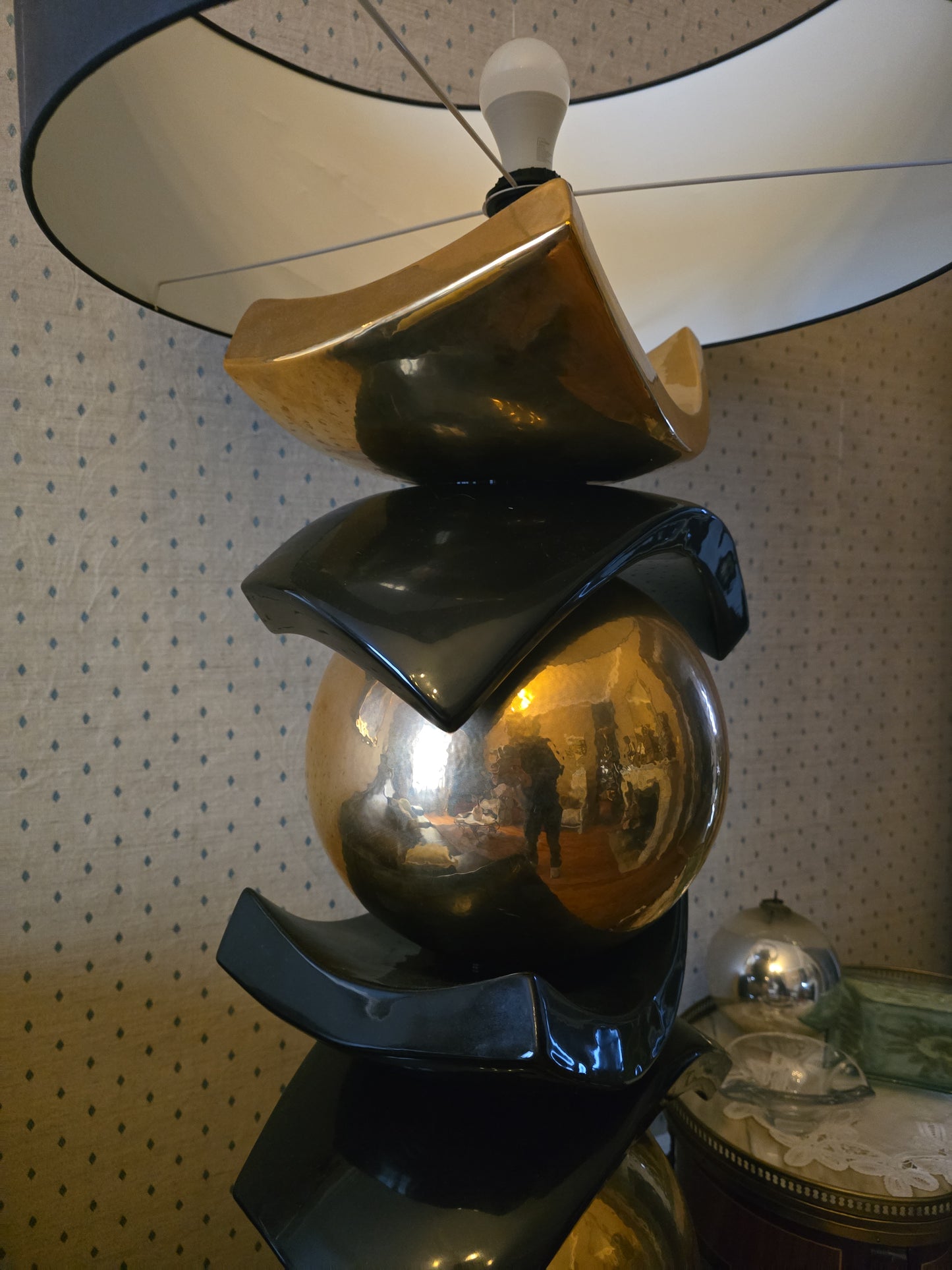 François Chatain – Grand lampadaire sculptural 1m70 “Sphères & Arcs”, France, vers 1980