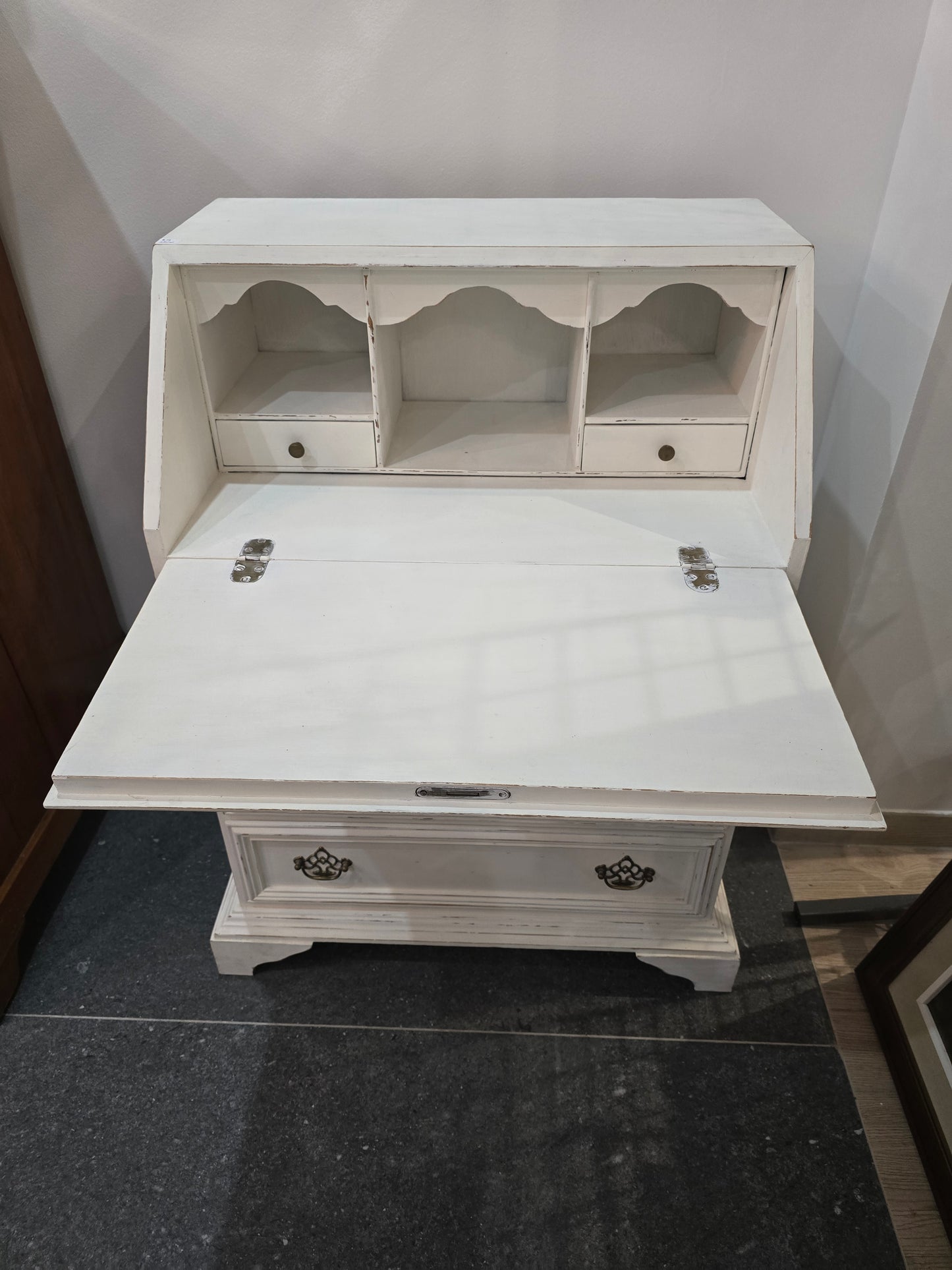 Secrétaire blanc