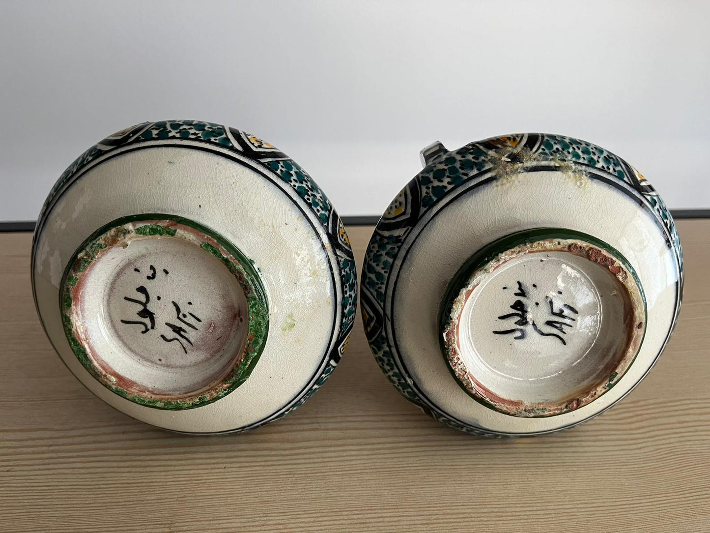 Paires de vases Marocain signé Safi en céramique peint mains