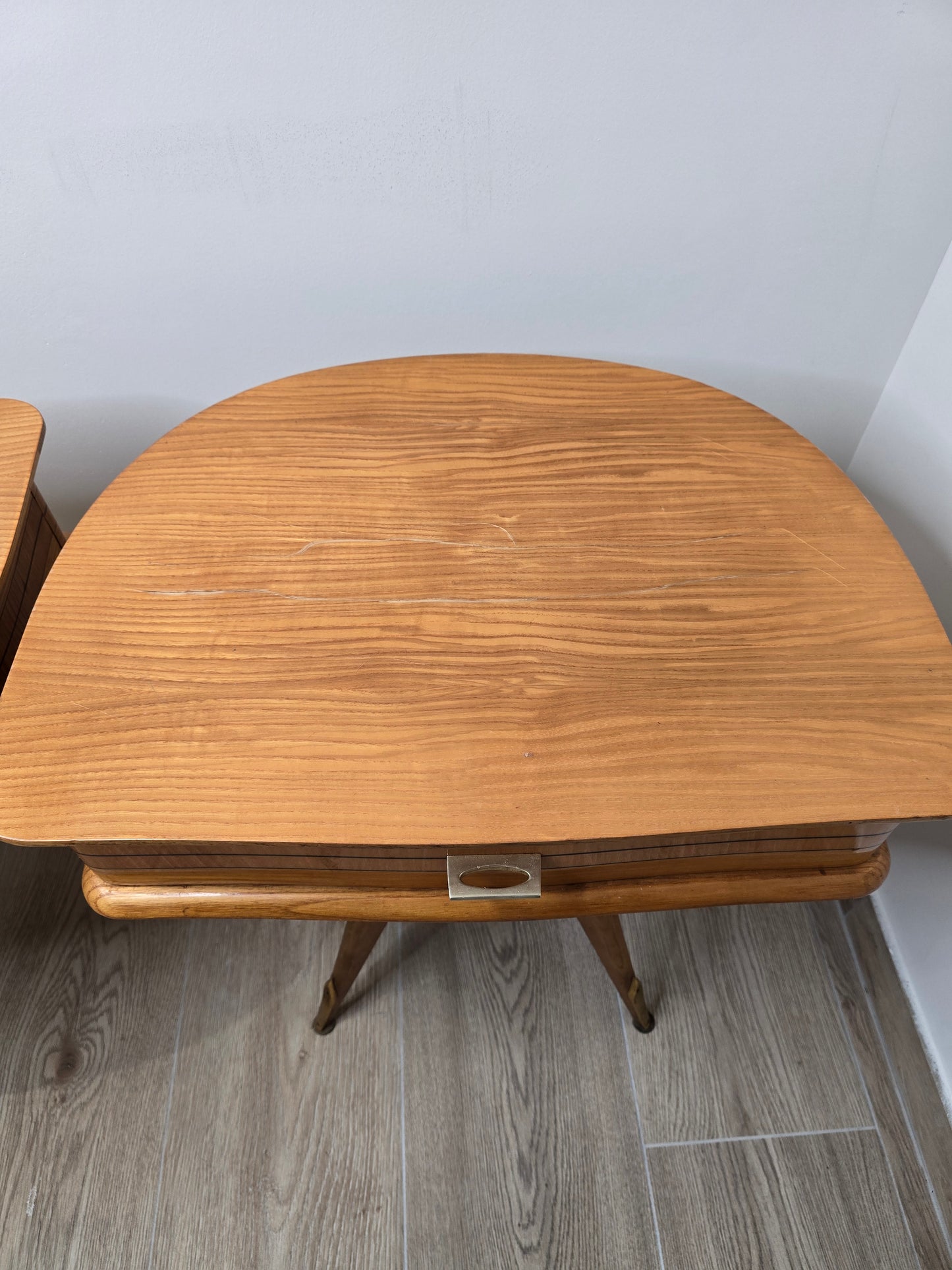 Paire de table de chevet vintage tripode