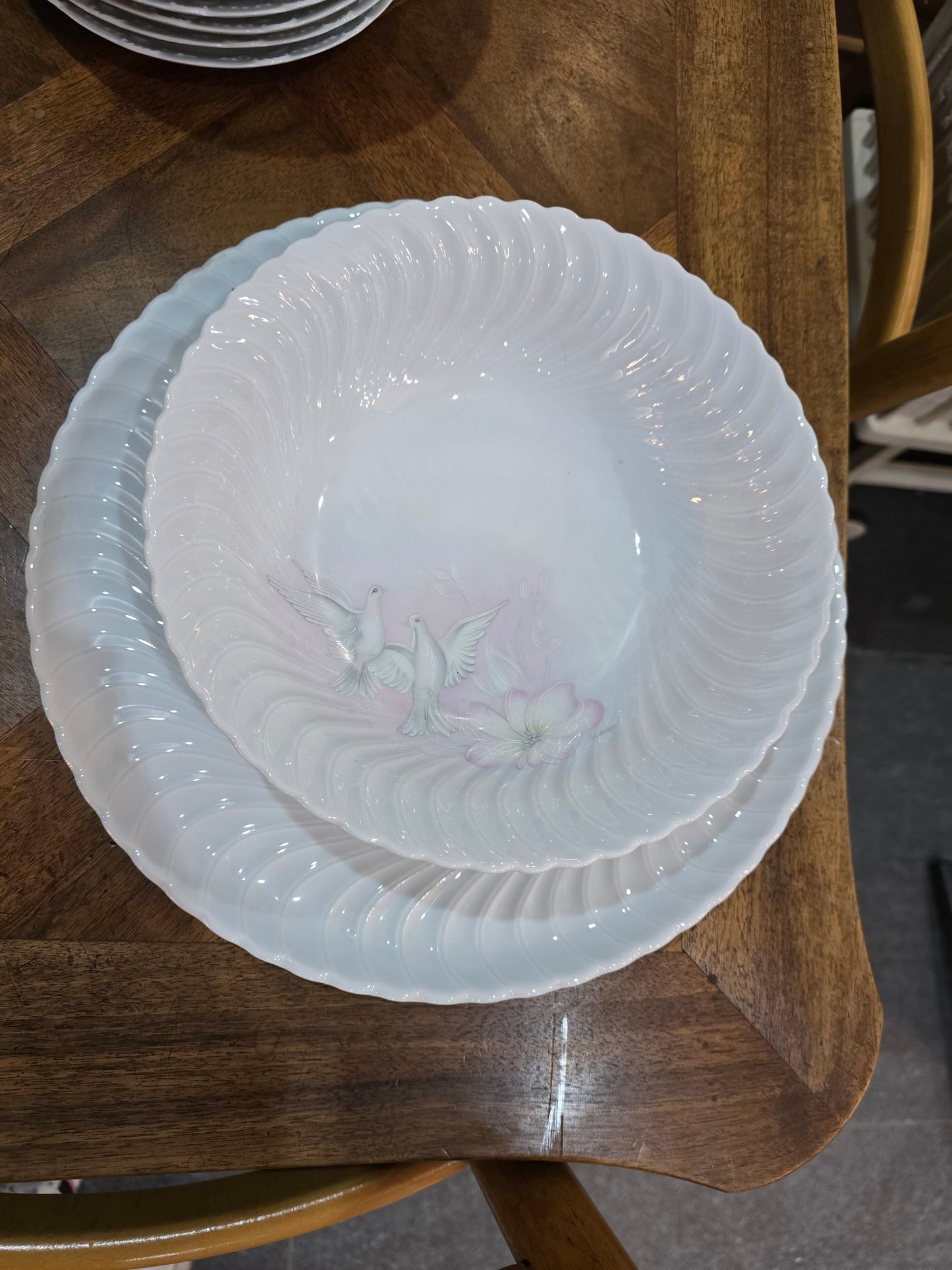 Plat et saladier tharaud limoges ́modèle colombe