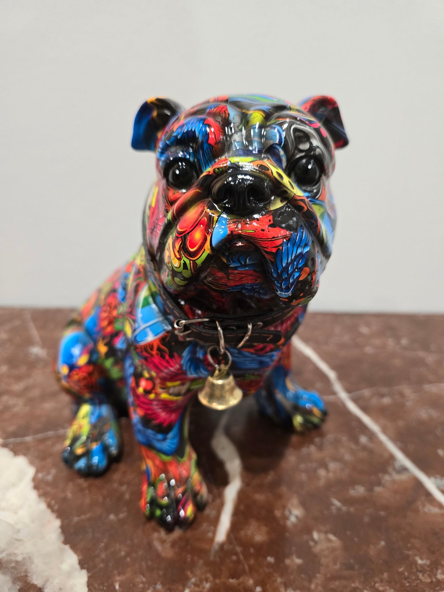 Bulldog assis street art