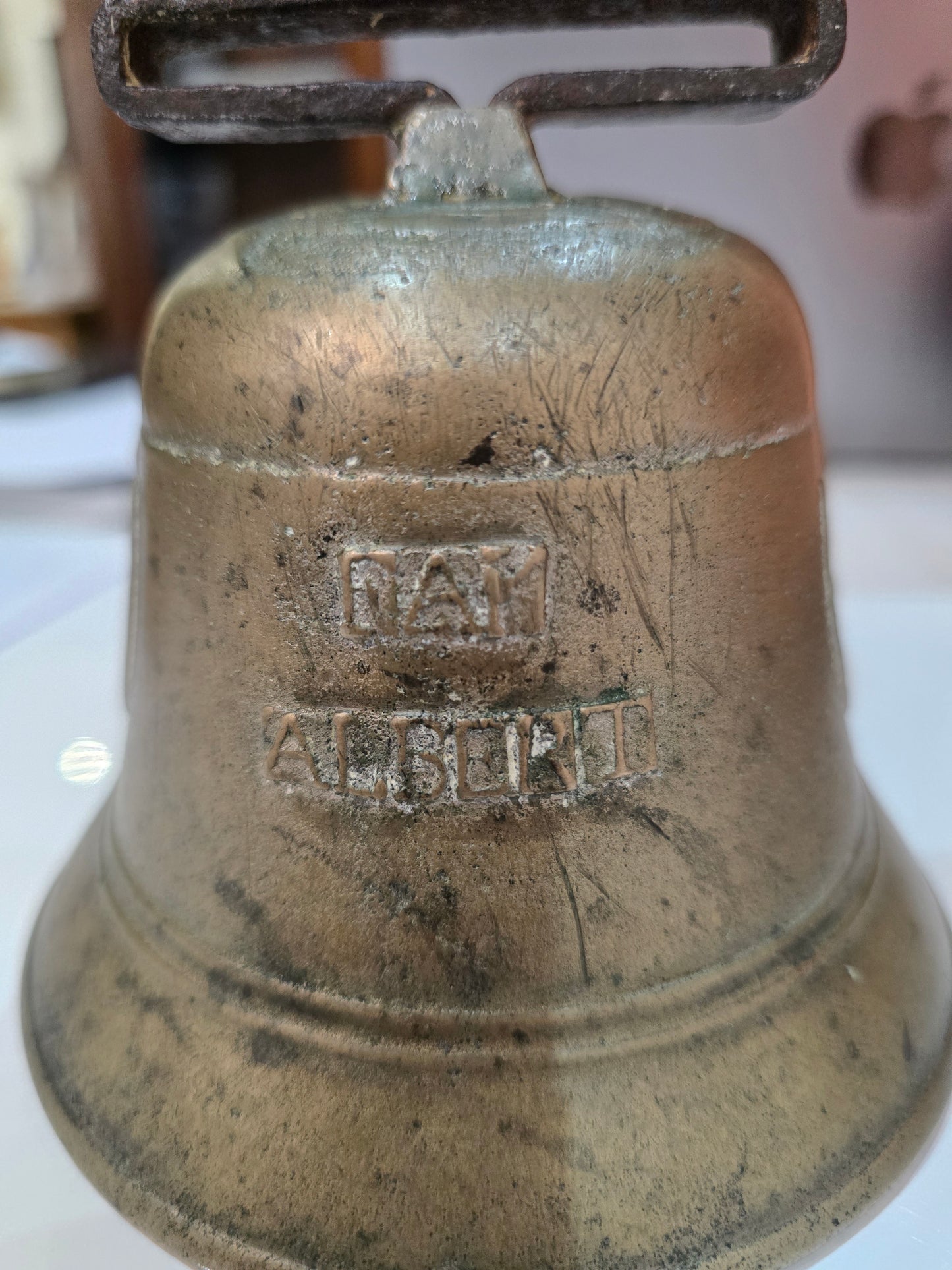 Cloche savoyarde commémorative en bronze – 1879