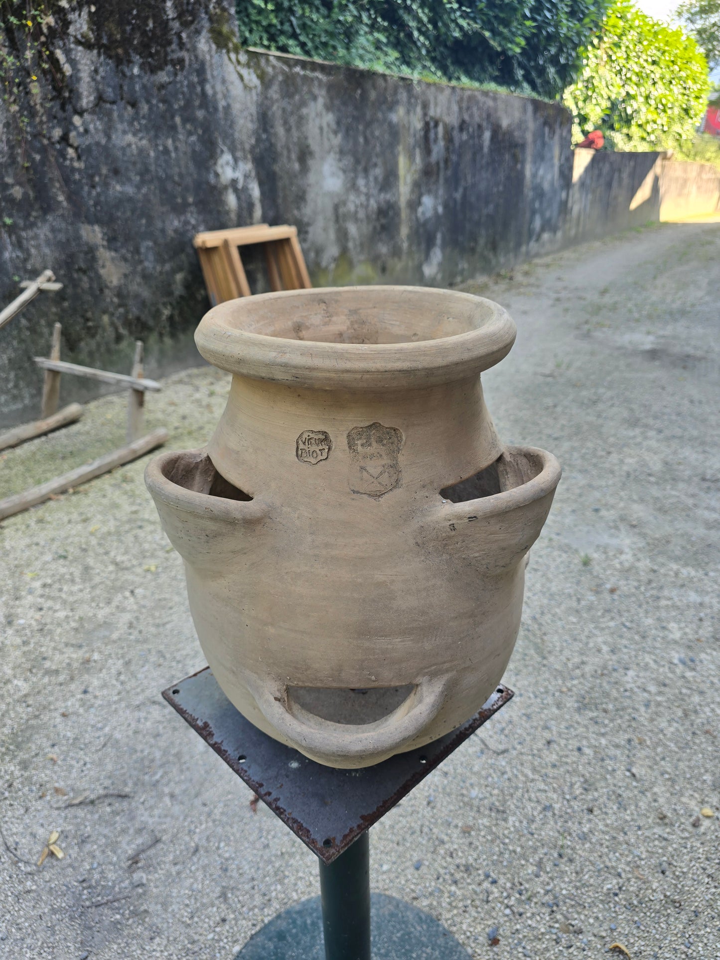 Jarre a fraisier- vieux biot