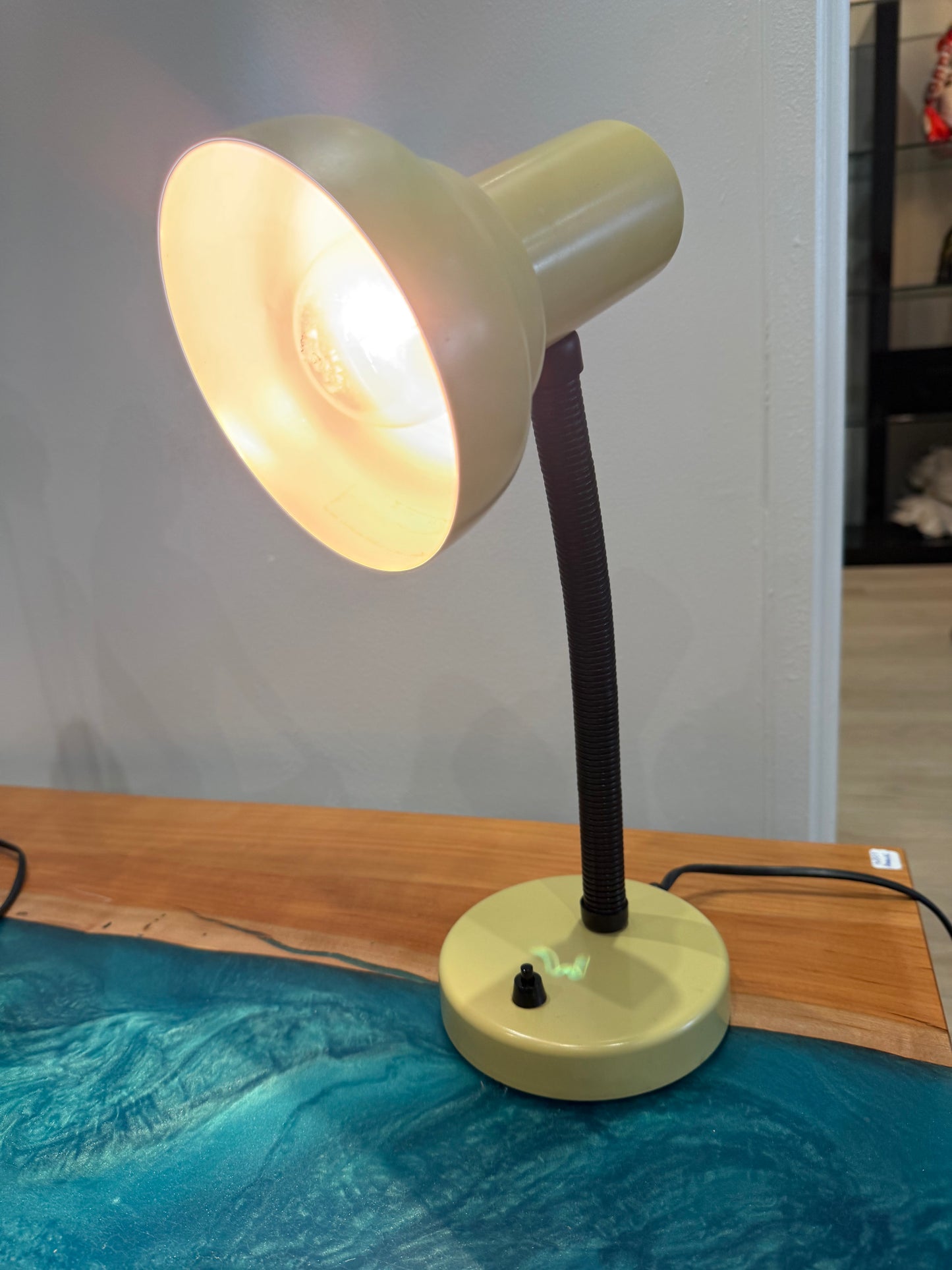 Lampe de bureau vintage articulée – Design années 70 – Style industriel
