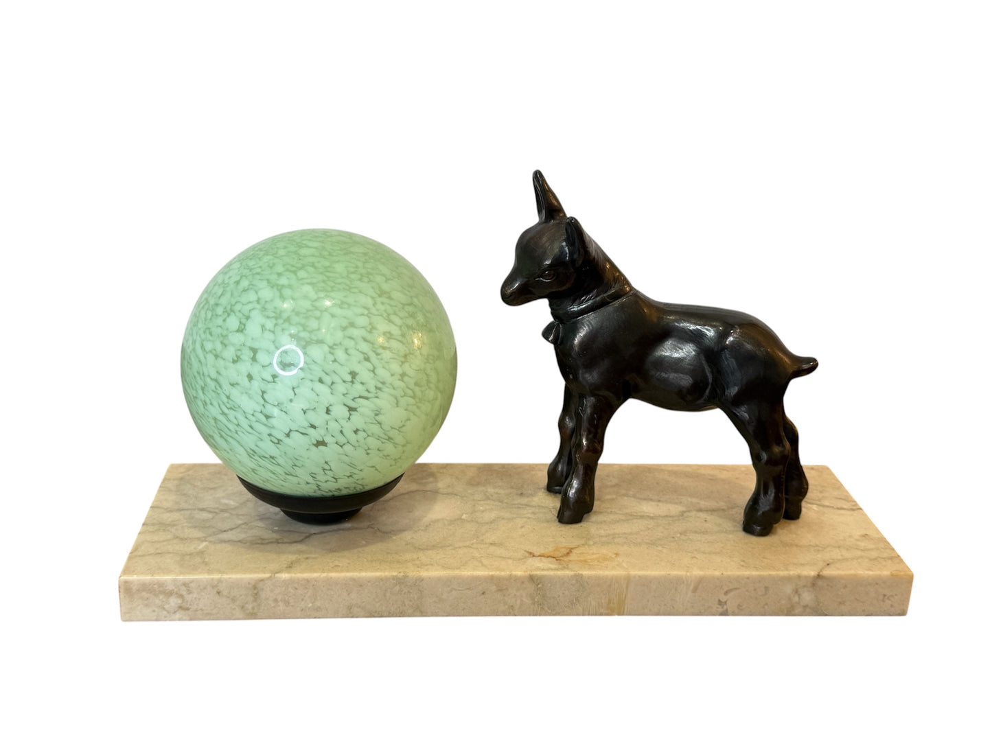 Lampe Art Déco “Faon” en régule et globe en verre – Socle en marbre