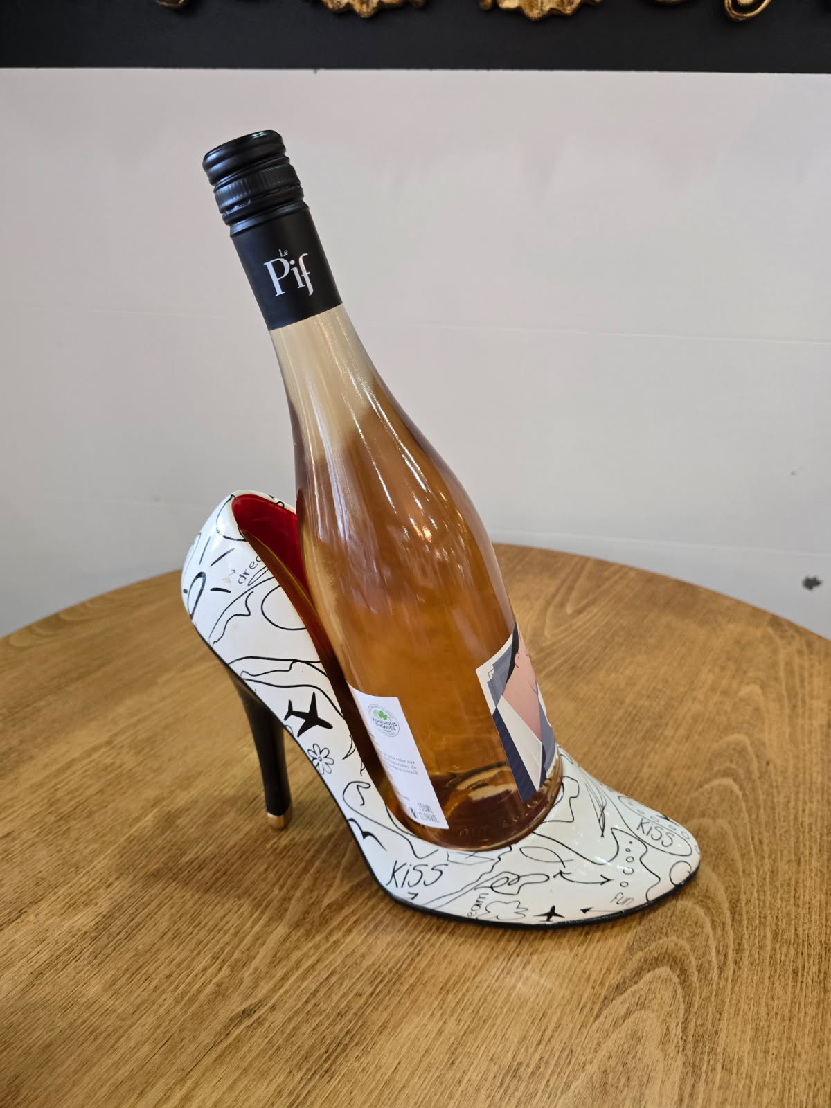 Porte bouteilles "Art Pumps"