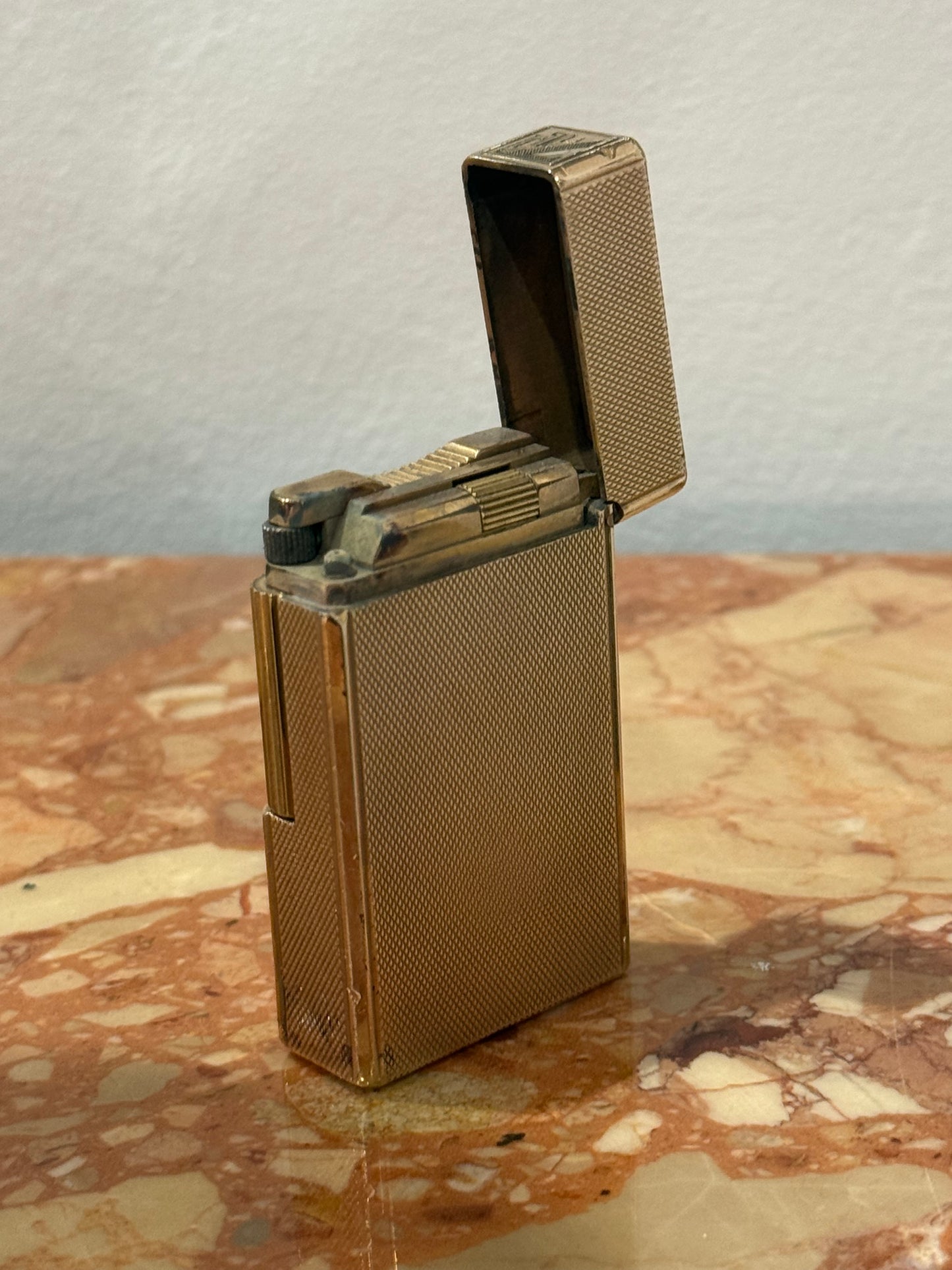 Briquet vintage S.T. Dupont Paris plaqué or 20 microns – Réf. 014AAE