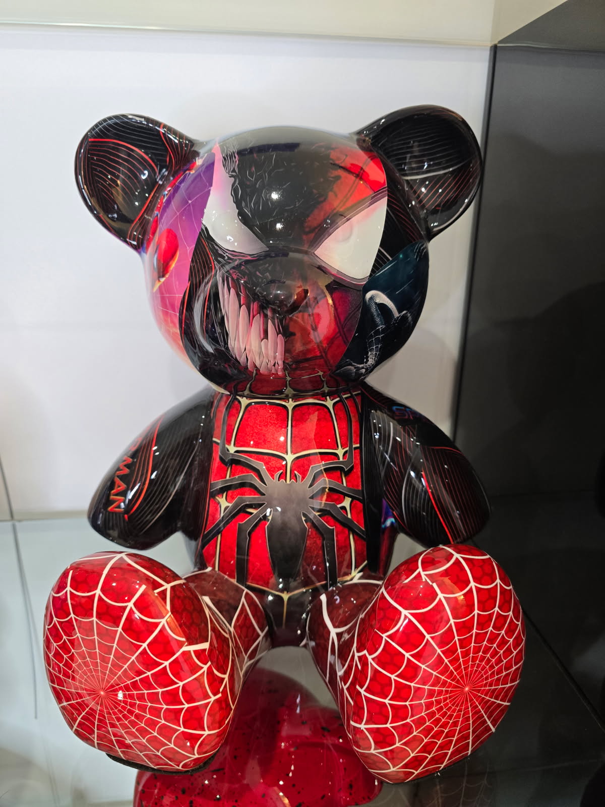 Teddy Bear Spider-Man /Venom – Édition limitée 7/26 – Résine covering – 35 cm