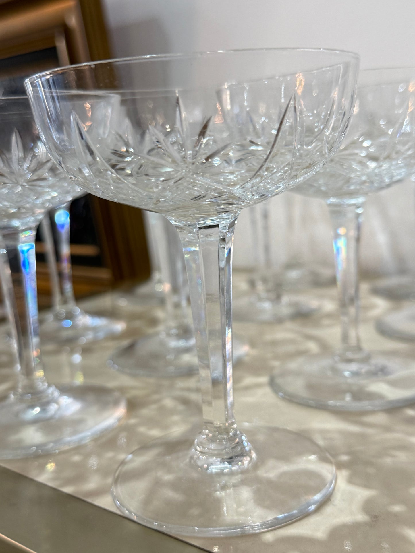 Lot de 11 Coupes à Champagne en Cristal Taillé – 12 cm