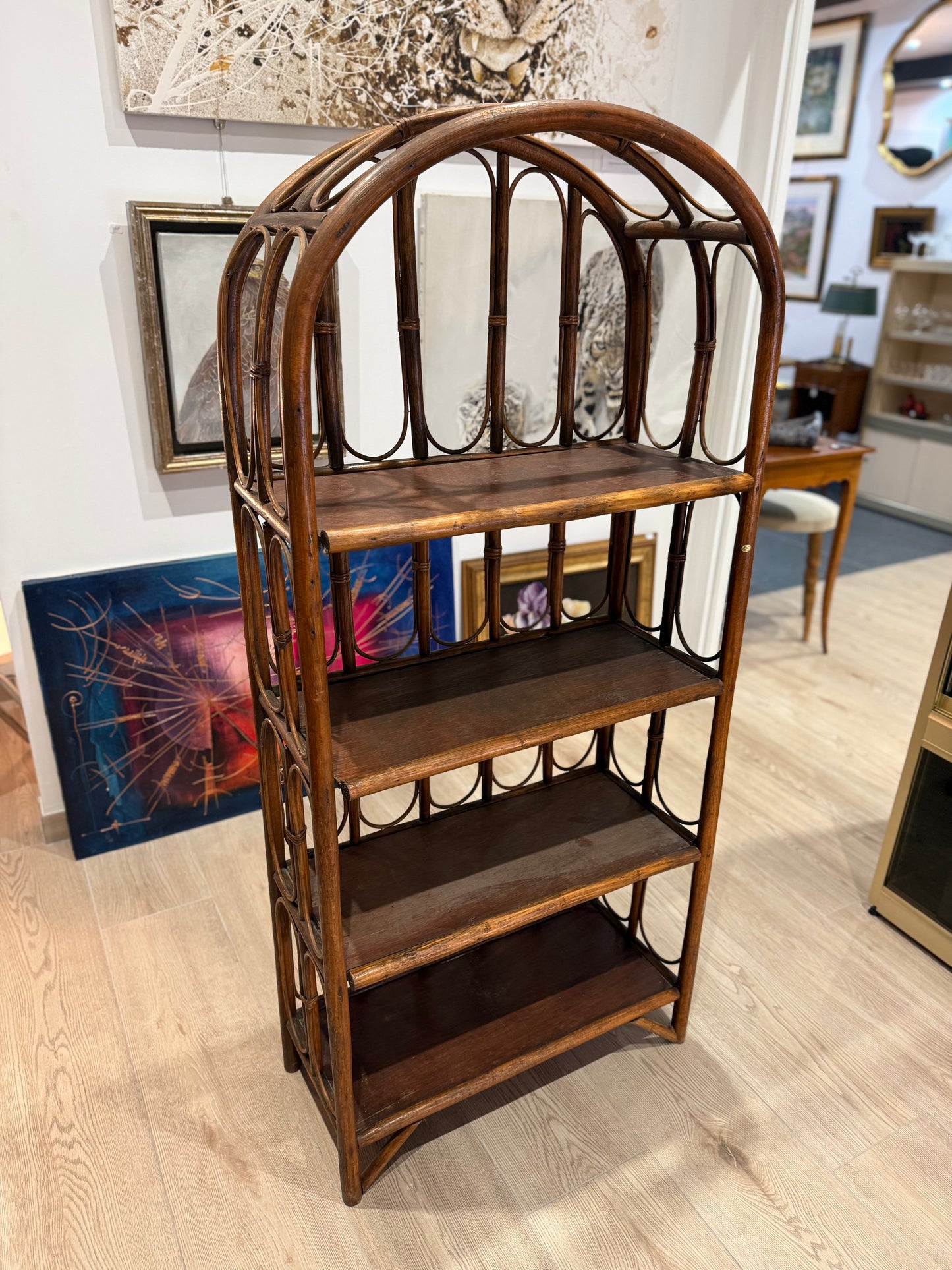 Étagère vintage en rotin - 4 niveaux - Made in Sri Lanka