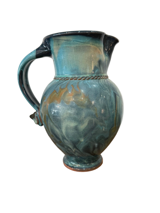 Pichet / Vase en céramique flammée signé – Décor marbré bleu et ocre – H. 24 cm