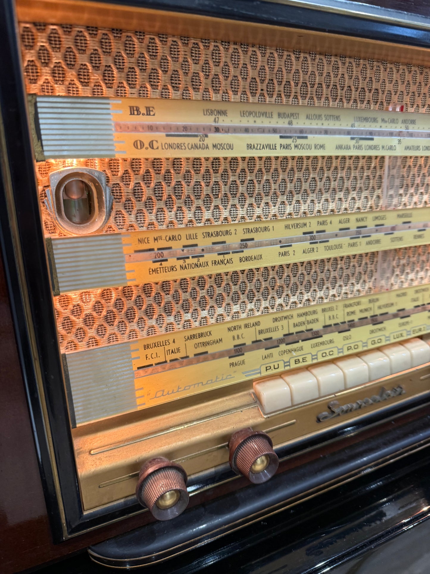 Radio TSF vintage SONNECLAIR à lampes – Multibandes – France – Années 1950