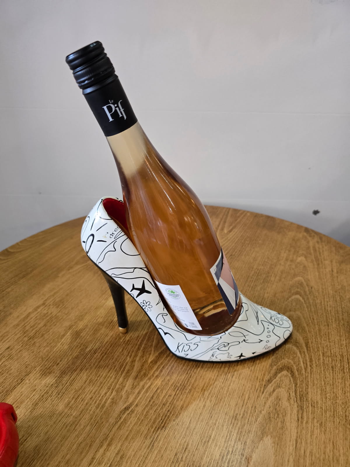 Porte bouteilles "Art Pumps"